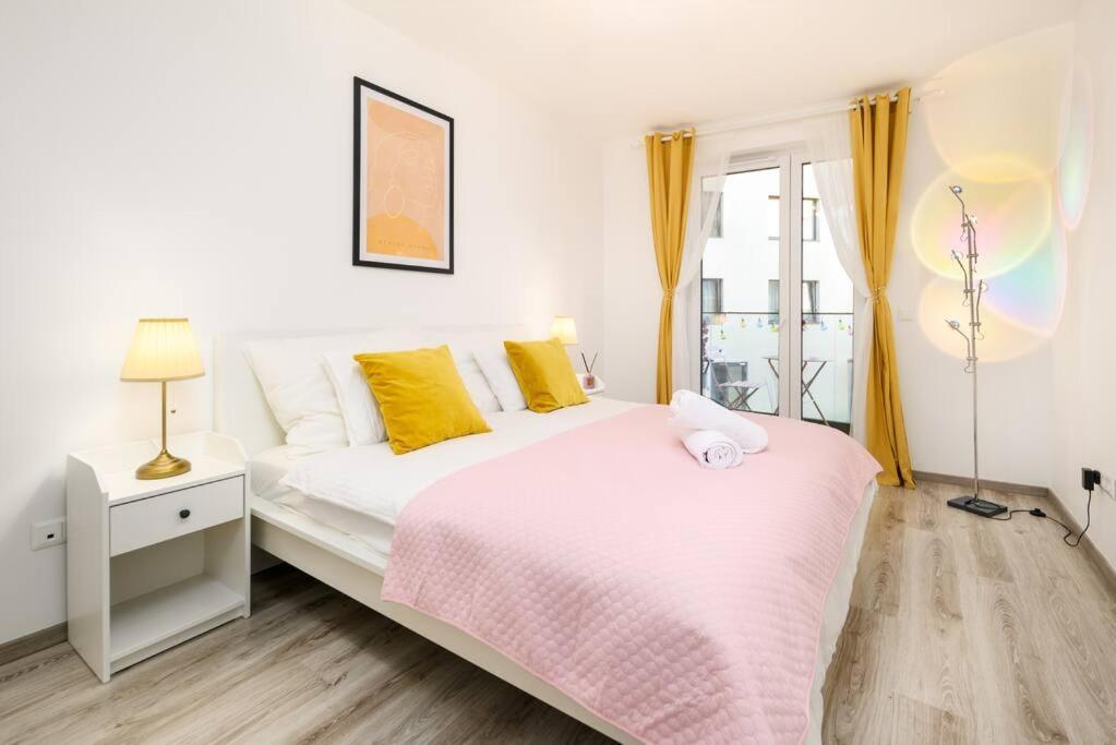 B104 - Liberty Bridge Lovely Home With Free Parking Budapest Exterior foto