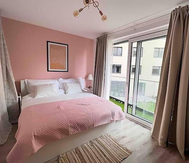 B104 - Liberty Bridge Lovely Home With Free Parking Budapest Exterior foto