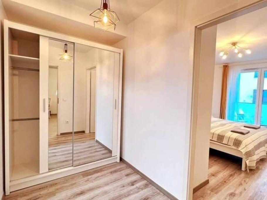 B104 - Liberty Bridge Lovely Home With Free Parking Budapest Exterior foto